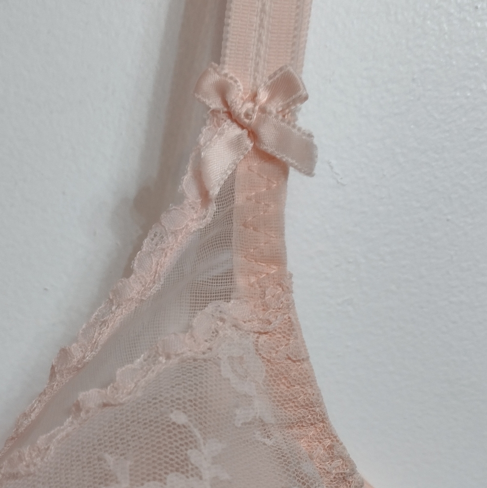 Vintage 1940s French Scandale Brayette Peach Lace Bullet Bra 34B Cup - Picture 3 of 11
